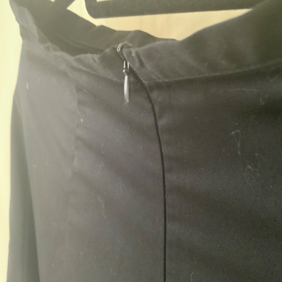 Retro Fully Lined Skirt With Beautiful Flower Embroidery - Picture 7 of 11